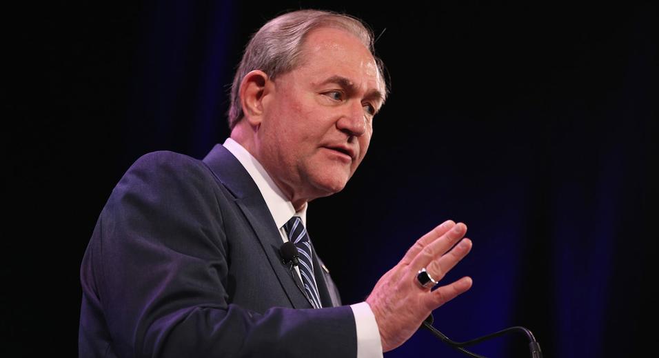DES MOINES, IA - JANUARY 24:  Former Virginia Gov. Jim Gilmore speaks to guests at the Iowa Freedom Summit on January 24, 2015 in Des Moines, Iowa. The summit is hosting a group of potential 2016 Republican presidential candidates to discuss core conservative principles ahead of the January 2016 Iowa Caucuses.  (Photo by Scott Olson/Getty Images)